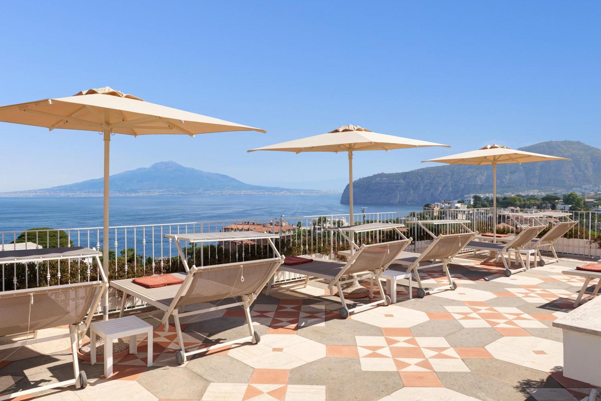 Grand De La Sorrento
